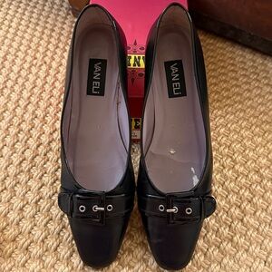 Vanelli Pump heel- black.